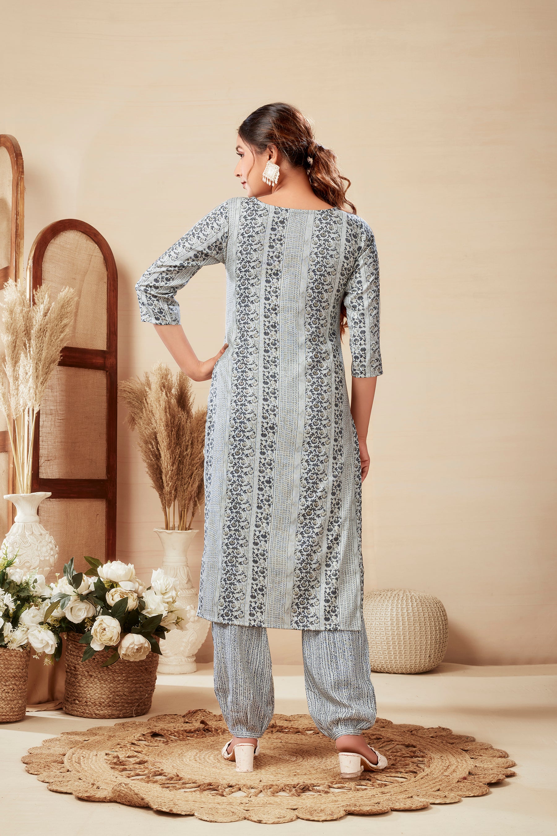 Aarzoo kurta pant set